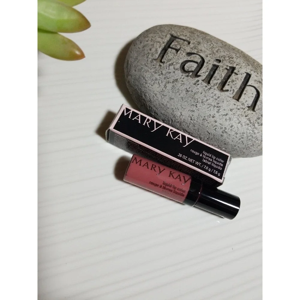 mary‎ kay Signature Lip Creme